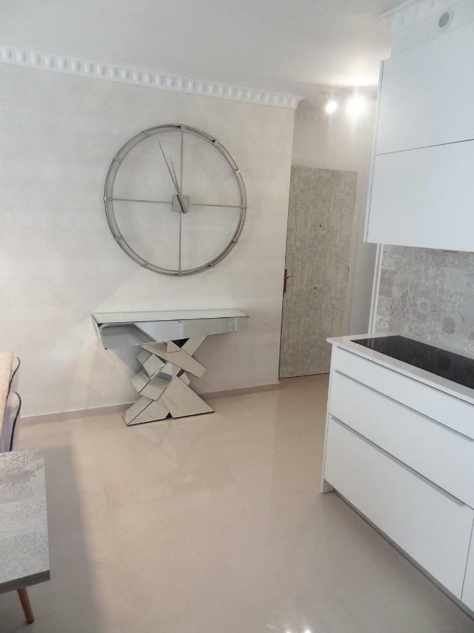 Infostays Maria Zambrano Malaga Ngoại thất bức ảnh